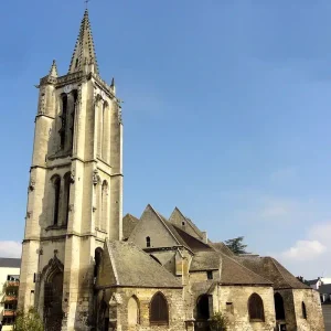 Visite de Creil (2h) – Groupe de 1 à 20 pers