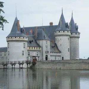 Visite de Sully sur Loire (2h) – Groupe de 1 à 20 pers