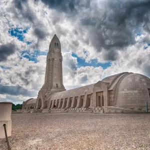 Visite de Verdun avec entrée au fort de Douaumont (2h) – Groupe de 1 à 20 pers